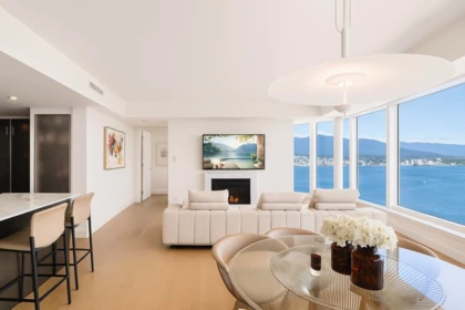 4102 1011 W Cordova Street, Vancouver, BC