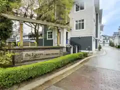 3 8433 164th Street, Surrey, BC