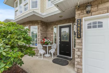 34654 7 Avenue, Abbotsford, BC