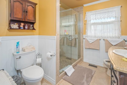 Entry Foyer Photo of 9360 Piermond Road, Richmond, BC