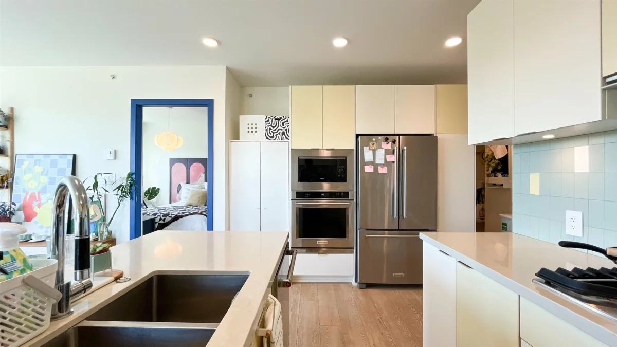 Breakfast Nook Photo of 2304 530 Whiting Way, Coquitlam, BC