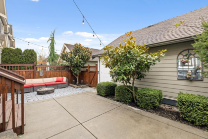 Garden / Landscaping Photo of 295 173 Street, Surrey, BC