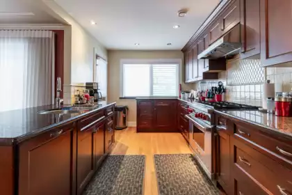 5570 Baillie Street, Vancouver, BC, Vancouver — Single Family Residence for sale