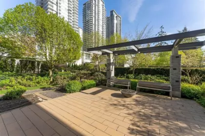 Backyard Photo of 3608 4880 Bennett Street, Burnaby, BC