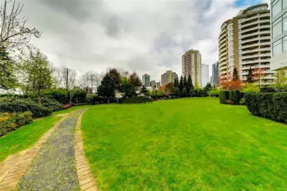 Outdoor Deck Photo of 3608 4880 Bennett Street, Burnaby, BC