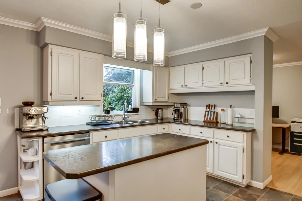 Garage Interior Photo of 19735 48 Avenue, Langley, BC