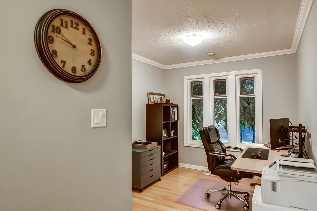Laundry Room Photo of 19735 48 Avenue, Langley, BC