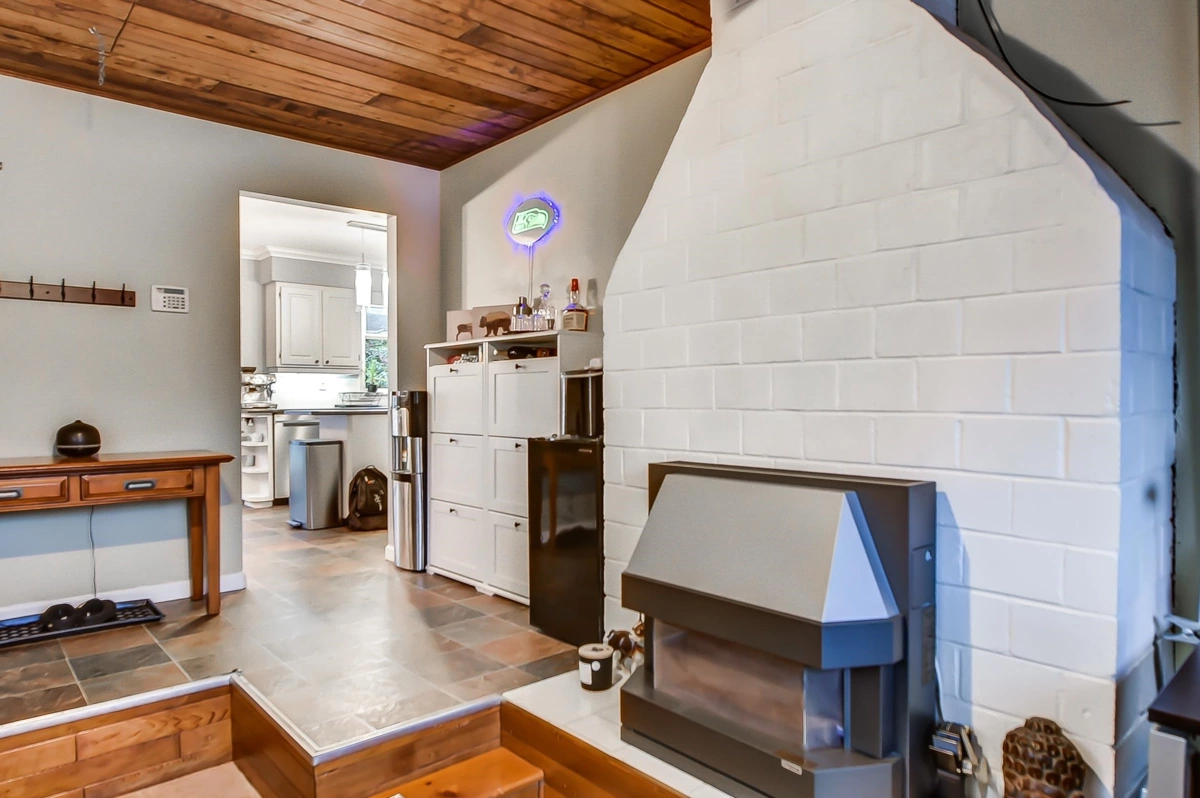 Swimming Pool Photo of 19735 48 Avenue, Langley, BC