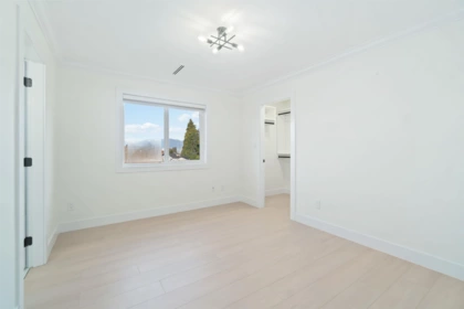 Basement Recreation Room Photo of 1 6666 Walker Avenue, Burnaby, BC