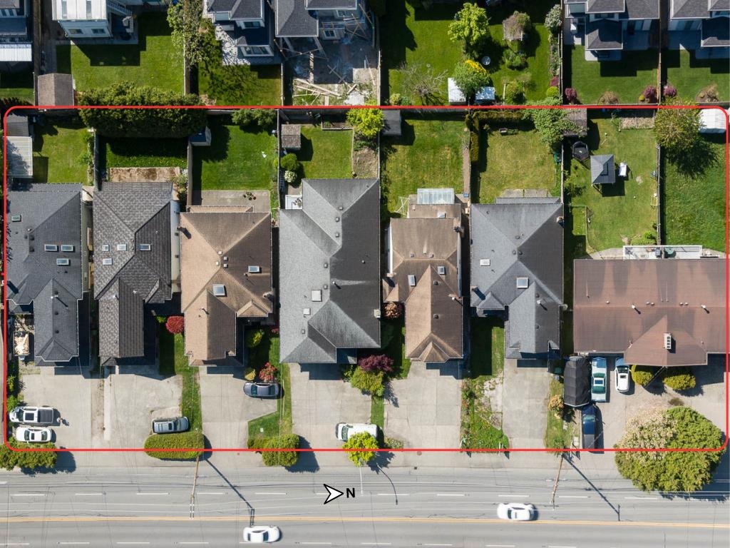 Living Room Photo of 7431 No. 2 Road, Richmond, BC