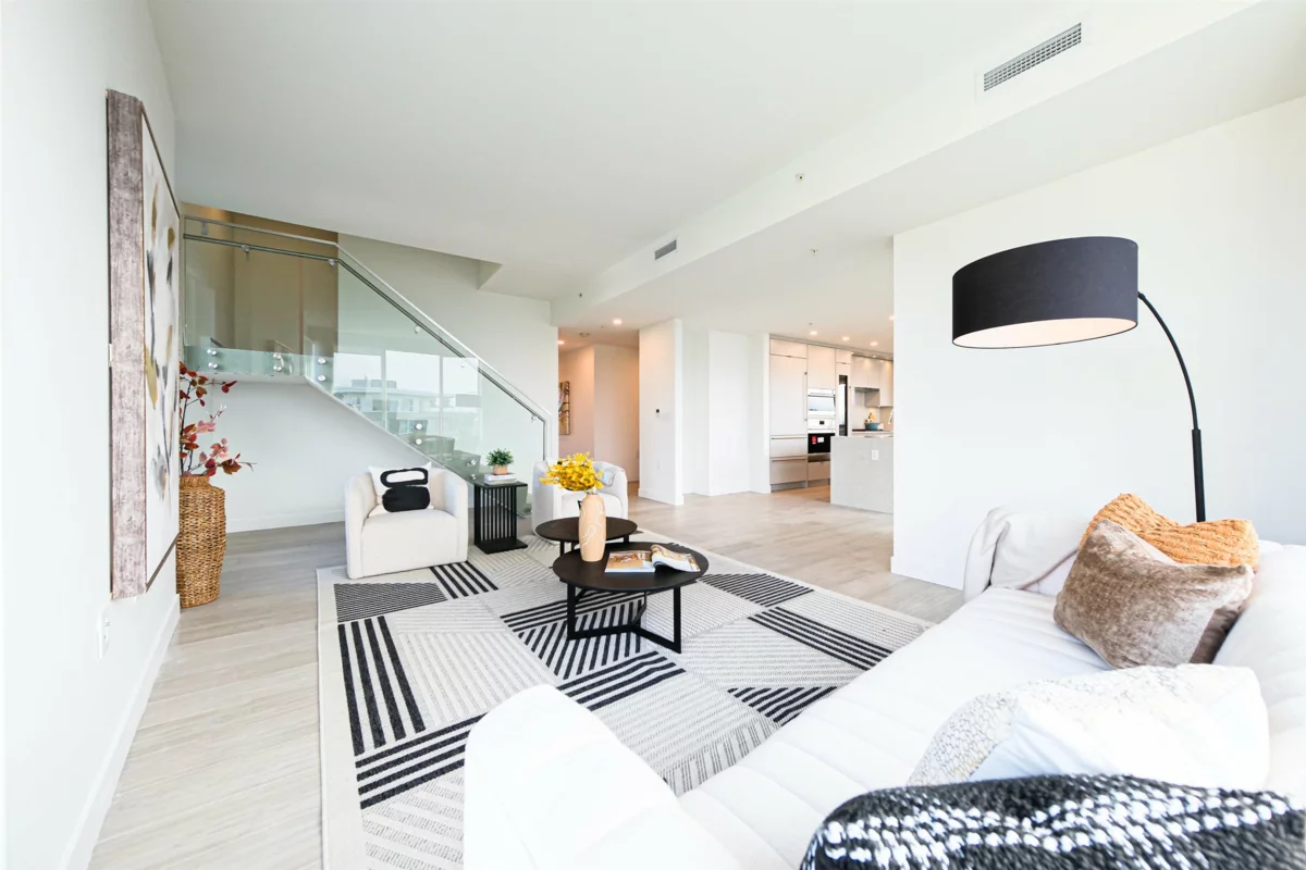 Dining Area Photo of 602 7638 Cambie Street, Vancouver, BC