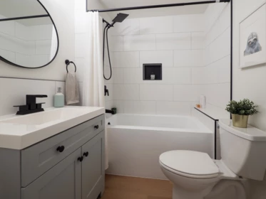 Primary Bathroom Photo of 617 Gower Point Road, Gibsons, BC