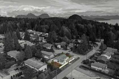 Backyard Photo of 776 Seacot Way, Gibsons, BC