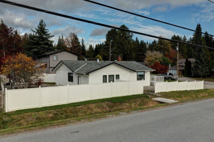 776 Seacot Way, Gibsons, BC, Gibsons — Single Family Residence for sale