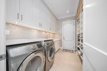 Laundry Room Photo of 8591 Fairhurst Road, Richmond, BC