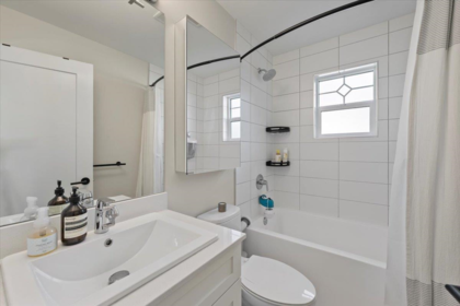 Hallway Photo of 107 258 Hart Street, Coquitlam, BC