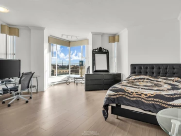 Pantry Photo of 201 588 16th Street, West Vancouver, BC