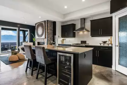 Kitchen Island Photo of 5480 Maclachlan Place, Chilliwack, BC