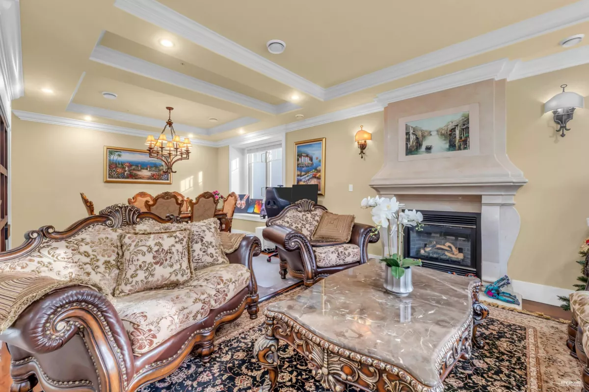 Family Room Photo of 2139 W 22nd Avenue, Vancouver, BC