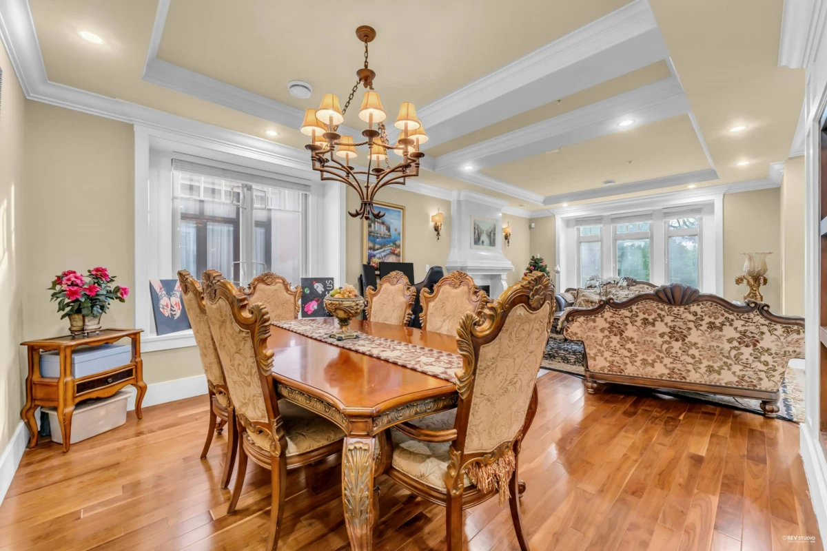 Kitchen Island Photo of 2139 W 22nd Avenue, Vancouver, BC