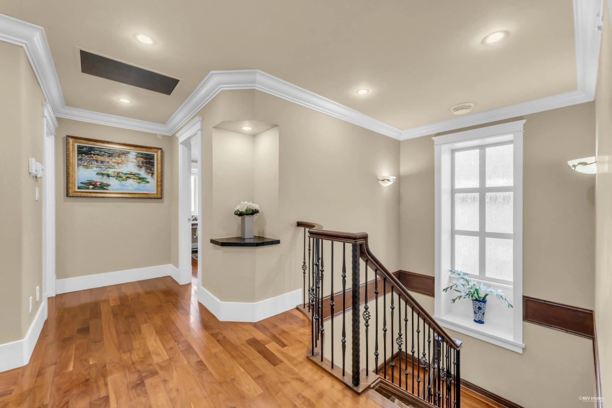 Laundry Room Photo of 2139 W 22nd Avenue, Vancouver, BC