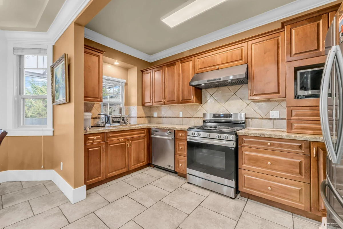 Primary Bedroom Photo of 2139 W 22nd Avenue, Vancouver, BC