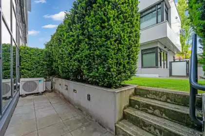 Front Yard Photo of 103 6311 Cambie Street, Vancouver, BC