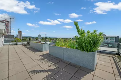 Hot Tub / Spa Photo of 103 6311 Cambie Street, Vancouver, BC