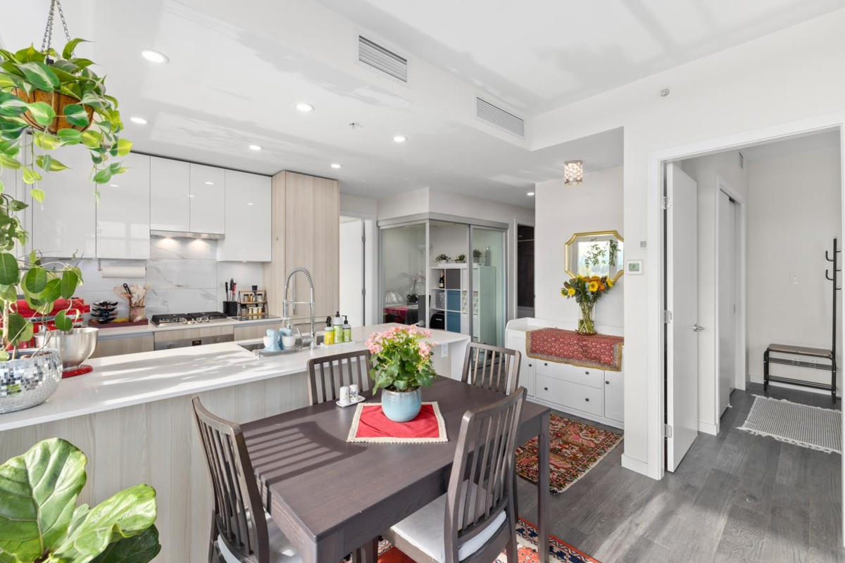Primary Bedroom Photo of 1105 5333 Goring Street, Burnaby, BC
