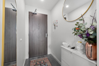 Hallway Photo of 1105 5333 Goring Street, Burnaby, BC