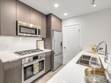Kitchen Island Photo of 1506 3268 Carscallen Road, Richmond, BC