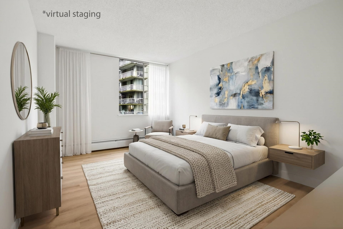 Backyard Photo of 504 2024 Fullerton Avenue, North Vancouver, BC