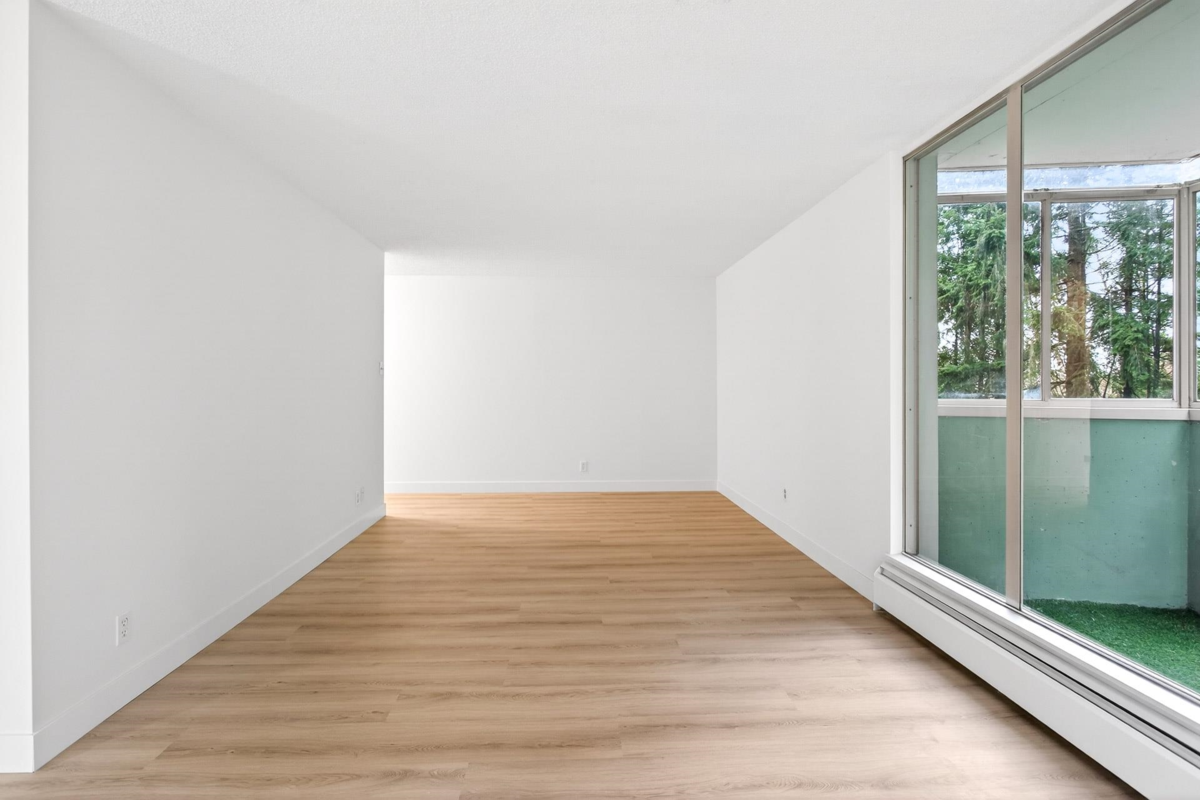 Bedroom 3 Photo of 504 2024 Fullerton Avenue, North Vancouver, BC