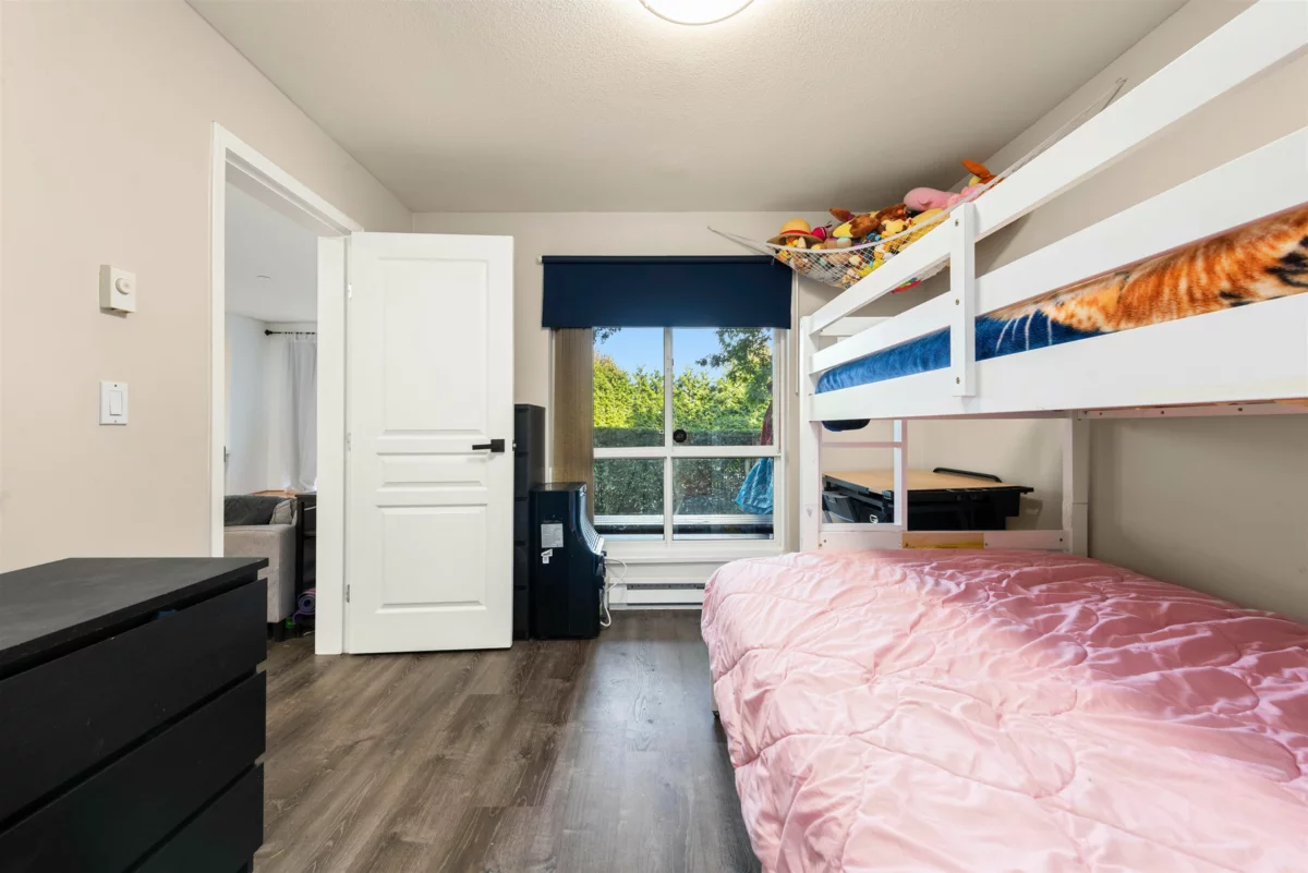 Primary Bathroom Photo of 104 12633 No 2 Road, Richmond, BC