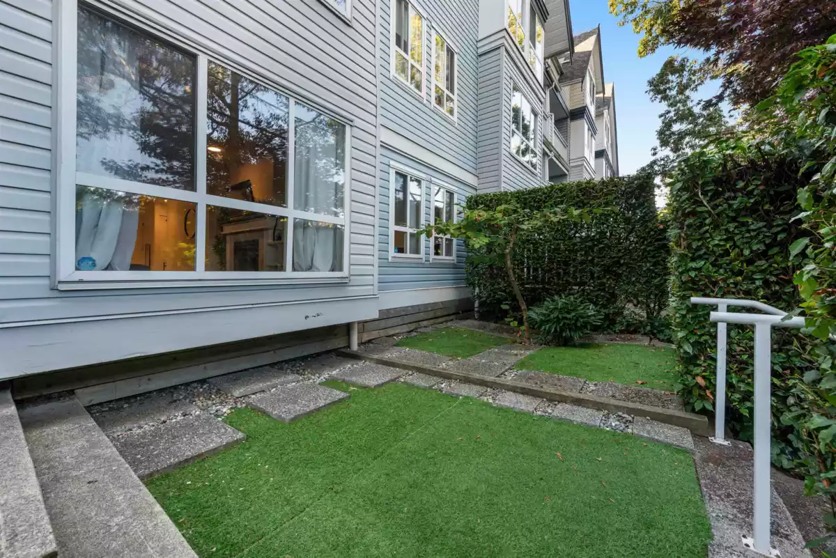 Staircase Photo of 104 12633 No 2 Road, Richmond, BC