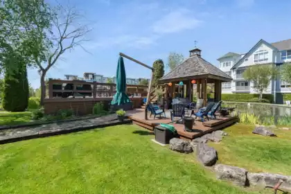 Garden / Landscaping Photo of 104 12633 No 2 Road, Richmond, BC
