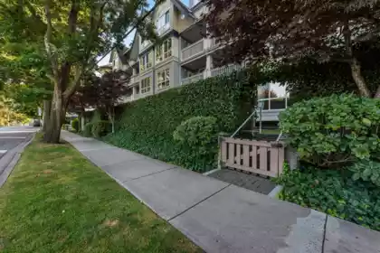 Outdoor Deck Photo of 104 12633 No 2 Road, Richmond, BC