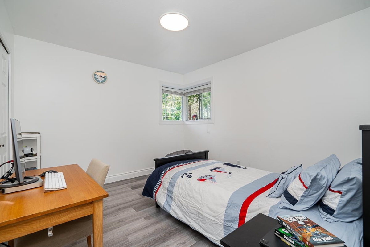 Backyard Photo of 13774 Crescent Road, Surrey, BC