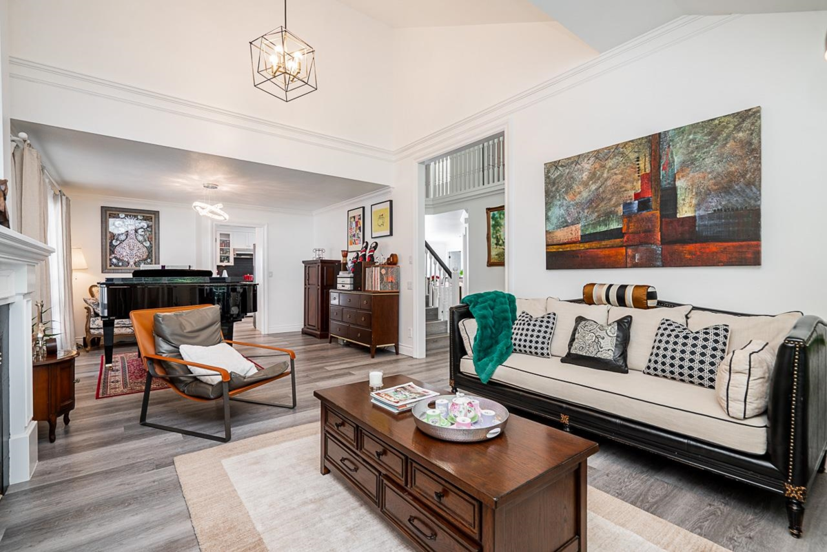 Kitchen Photo of 13774 Crescent Road, Surrey, BC