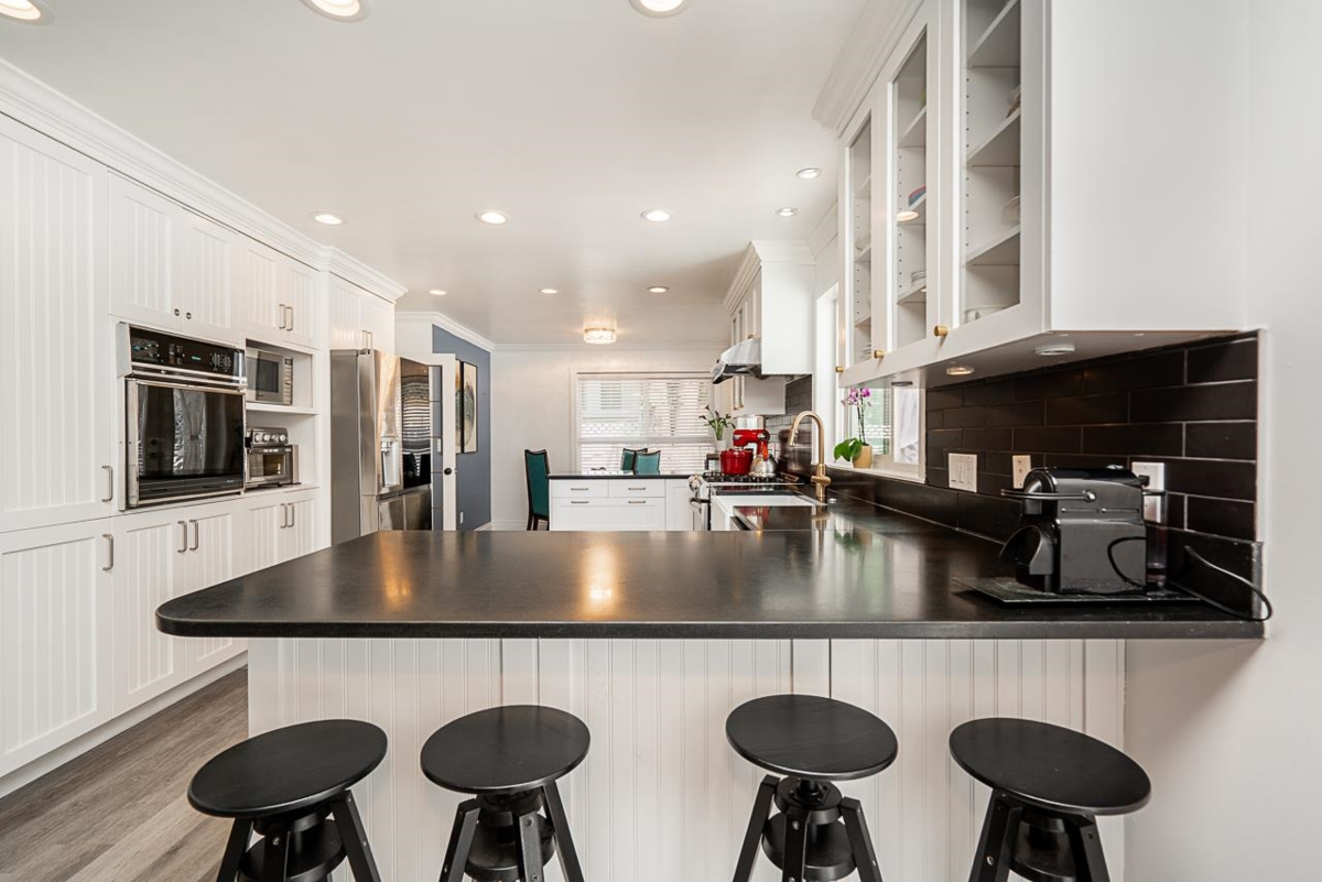 Walk-In Closet Photo of 13774 Crescent Road, Surrey, BC