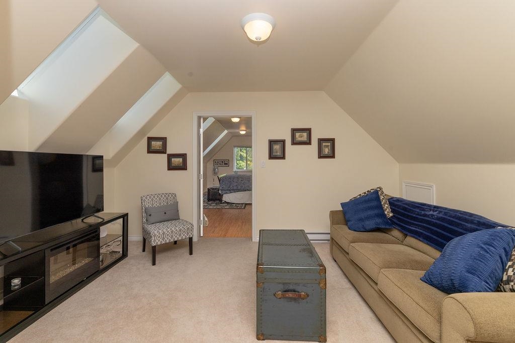 Hallway Photo of 4247 Johnston Heights Drive, Garden Bay, BC