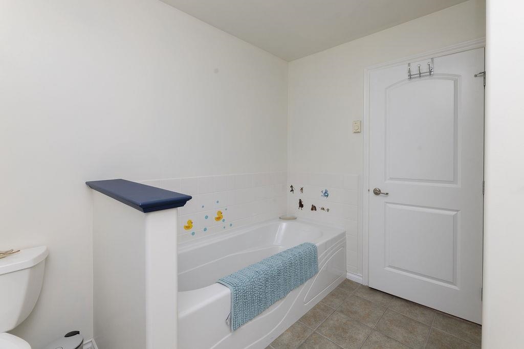 Outdoor Deck Photo of 4247 Johnston Heights Drive, Garden Bay, BC