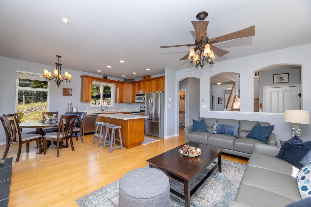 Primary Bathroom Photo of 4247 Johnston Heights Drive, Garden Bay, BC