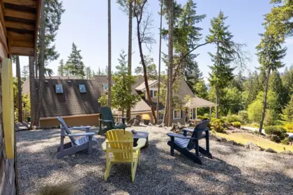 Hot Tub / Spa Photo of 4247 Johnston Heights Drive, Garden Bay, BC
