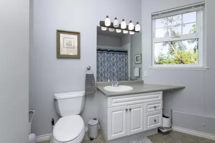 Powder Room Photo of 4247 Johnston Heights Drive, Garden Bay, BC