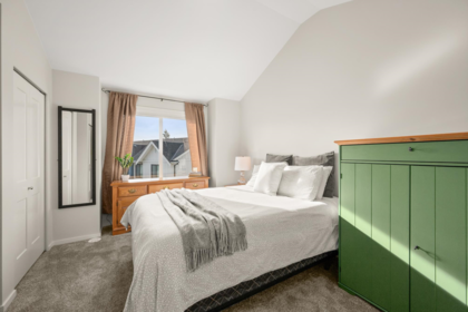 Office / Den Photo of 12 1871 165a Street, Surrey, BC
