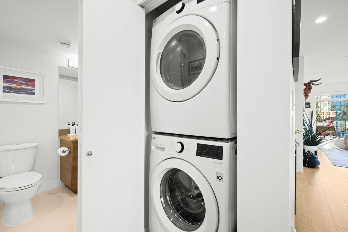 Basement Recreation Room Photo of 303 1519 Crown Street, North Vancouver, BC