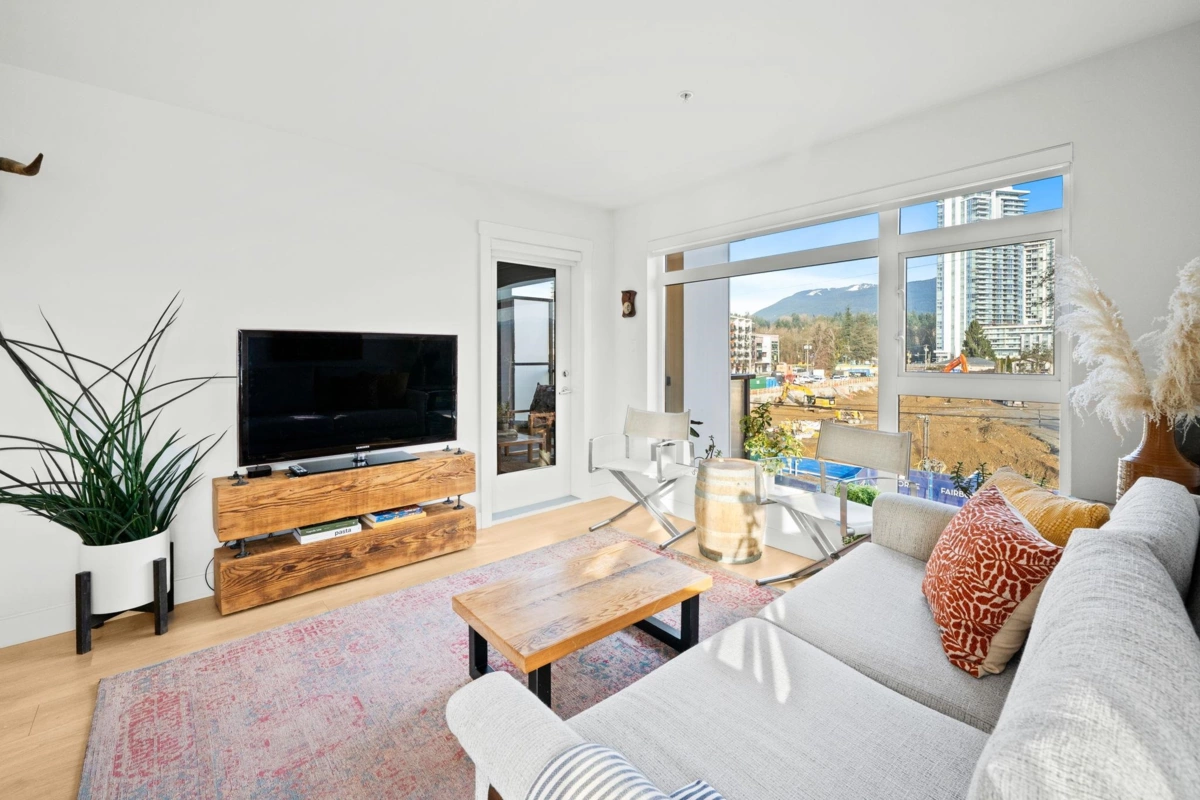 Primary Bedroom Photo of 303 1519 Crown Street, North Vancouver, BC