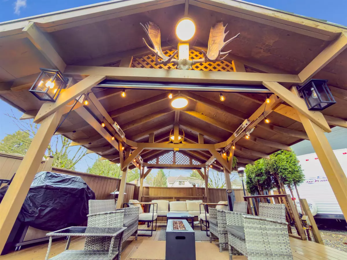 Community Amenities Photo (Clubhouse) of 15656 92a Avenue, Surrey, BC