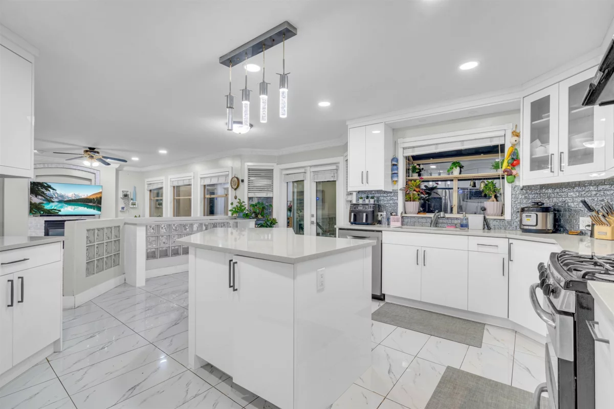 Pantry Photo of 15656 92a Avenue, Surrey, BC